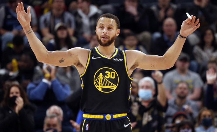 太阳逆袭取胜，凯尔特人陷入连败泥潭